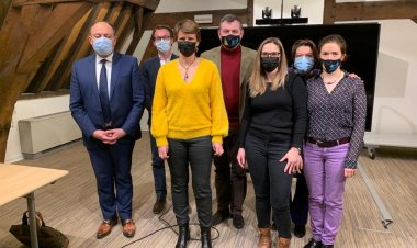 Visite de Revolht Seneffe chez le ministre Willy Borsus